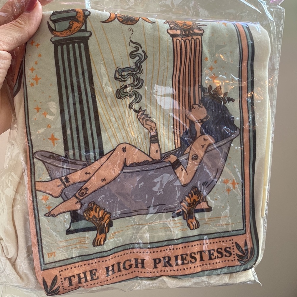 High priestess tarot T shirt *NEW NEVER WORN*